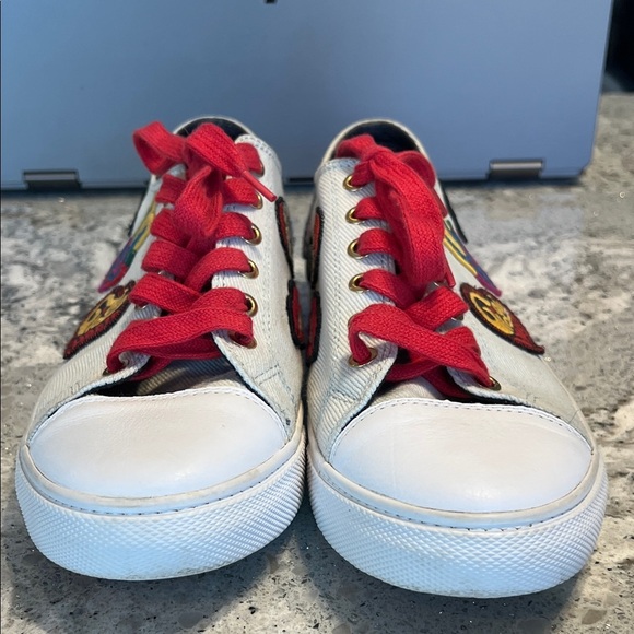 Gigi Hadid White Sneakers with Red Laces and Patches - Picture 3 of 9